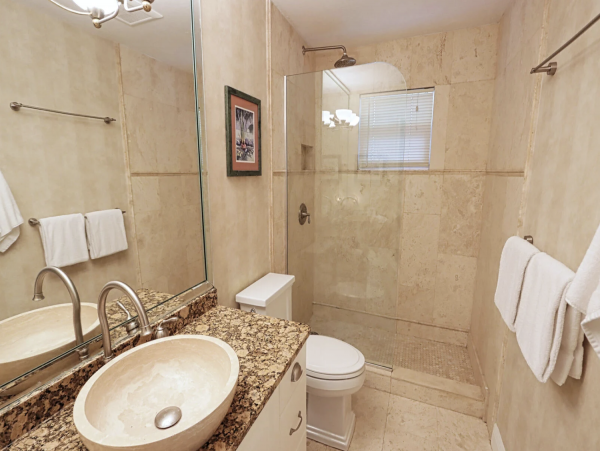 Village of Captiva Private home with pool one block to beach