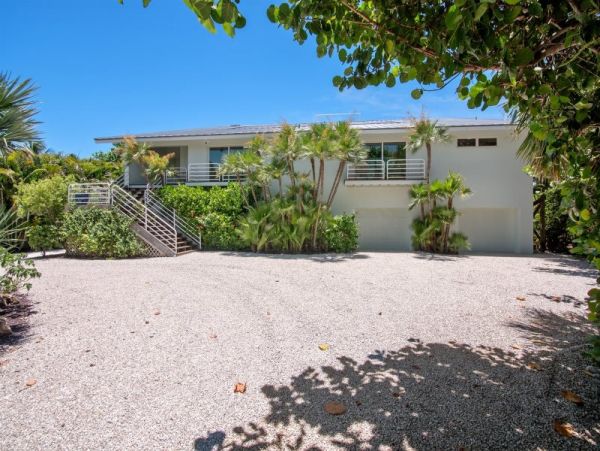 Captiva Vacation Rental: Beachfront Luxury Awaits