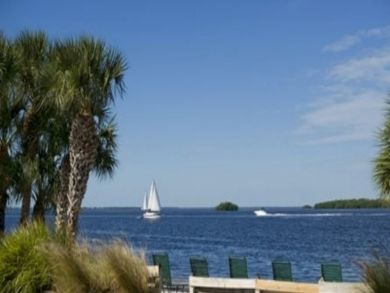 Bay View Rental Fort Myers with Two Bedrooms