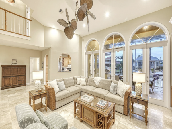 Lido Key 4 Bedroom Vacation Rental Walk to Beach & Boat Dock