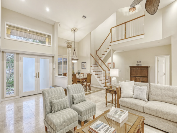 Lido Key 4 Bedroom Vacation Rental Walk to Beach & Boat Dock