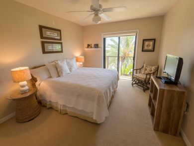 Direct Gulf Front Luxury Condo on Anna Maria Island Sleeps 6
