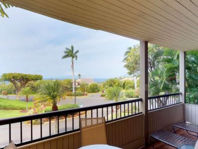 Wailea 2 Bedroom Condo Sleeps 6 Guests Short Walk to Beach