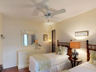 Wailea 2 Bedroom Condo Sleeps 6 Guests Short Walk to Beach