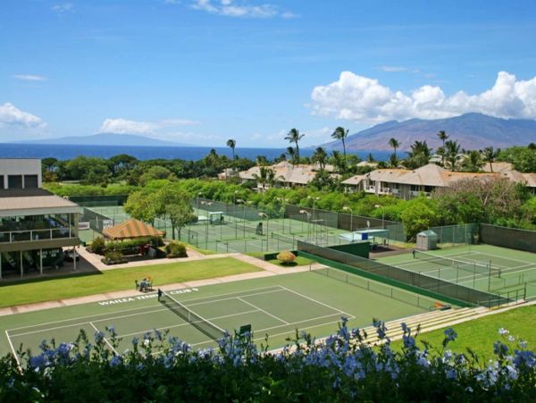 Two Bedroom 2 bathroom Vacation Condo Keawakapu beach!