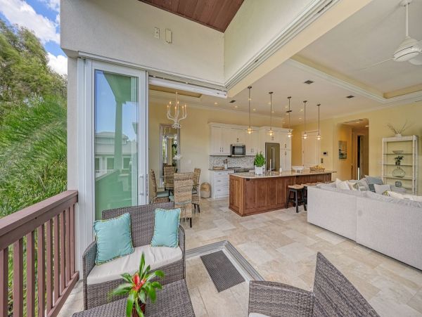 Siesta Key Vacation Posh Condo