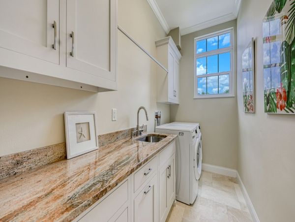 Siesta Key Vacation Posh Condo