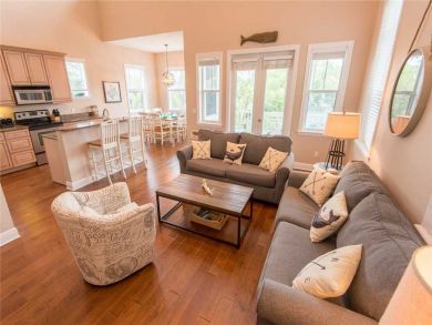 Luxury Three Bedroom Holmes Beach Vacation Villa with Pool