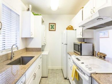 Value Two Bedroom Kihei Vacation Condo Sleeps Six