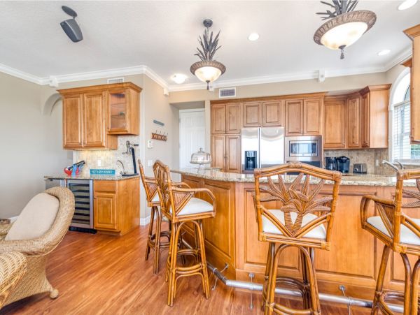 Siesta Key 3 Bedroom Villa Luxury Inside and Out Sleeps 8