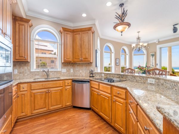 Siesta Key 3 Bedroom Villa Luxury Inside and Out Sleeps 8