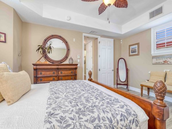 Siesta Key 3 Bedroom Villa Luxury Inside and Out Sleeps 8