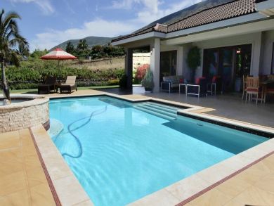 Luxurious Vacation Rental in Beautiful Maui