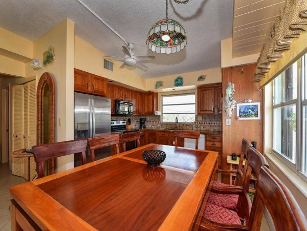 Islamorada Beach Front Home Value Priced 4 Bedrooms Sleeps 8