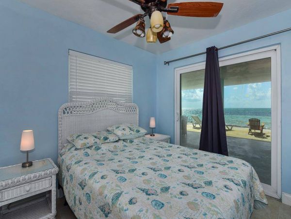 Islamorada Beach Front Home Value Priced 4 Bedrooms Sleeps 8