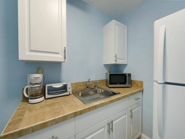 Islamorada Beach Front Home Value Priced 4 Bedrooms Sleeps 8