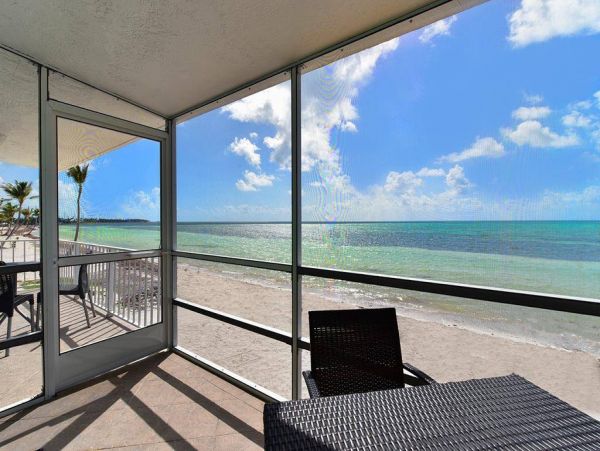 Islamorada Beach Front Home Value Priced 4 Bedrooms Sleeps 8