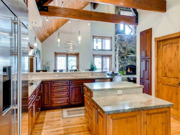 Luxury Breckenridge Ski Home Seven Bedrooms Mountain Views