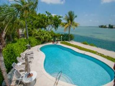 Five Bedroom Rental Water Views Sugarloaf Key