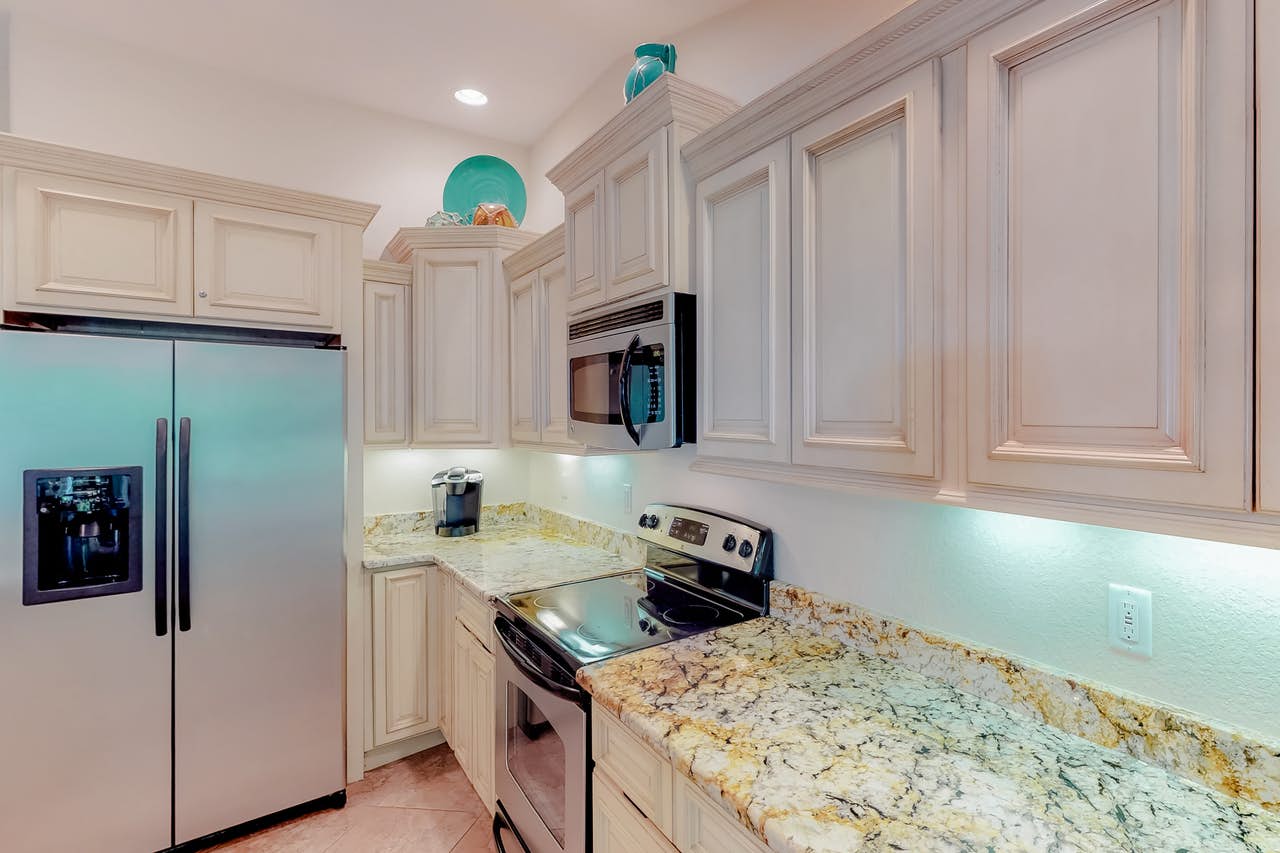 Holmes Beach Pool Vacation Rental Home Sleeps 7 Guests