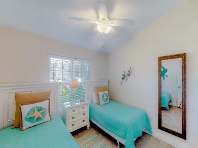 Holmes Beach Pool Vacation Rental Home Sleeps 7 Guests