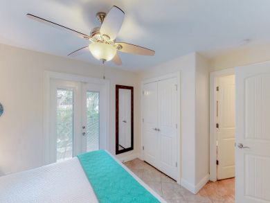 Holmes Beach Pool Vacation Rental Home Sleeps 7 Guests