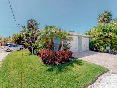 Holmes Beach Pool Vacation Rental Home Sleeps 7 Guests