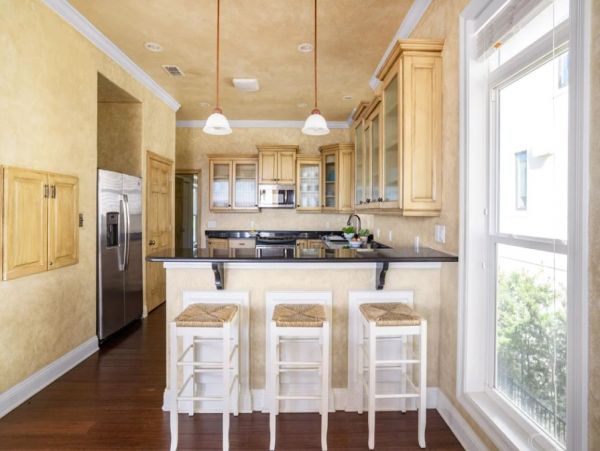 Luxury Destin Six Bedroom Rental Short Walk to Beach