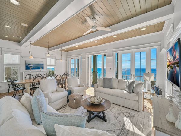 Six Bedroom Luxury Rental Beaches of South Walton Sleeps 22!