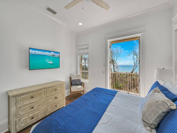 Six Bedroom Luxury Rental Beaches of South Walton Sleeps 22!