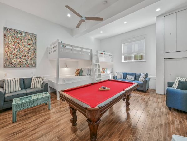 Six Bedroom Luxury Rental Beaches of South Walton Sleeps 22!