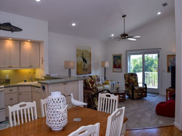 Three Bedroom Holmes Beach Vacation Rental with Pool
