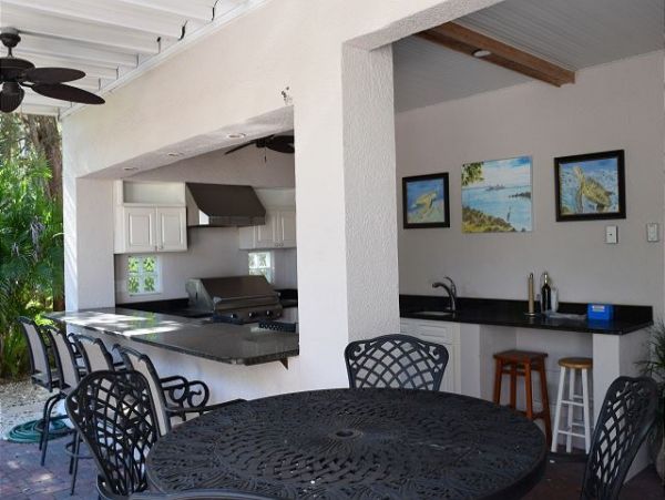 Three Bedroom Holmes Beach Vacation Rental with Pool