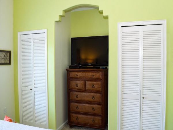 Three Bedroom Holmes Beach Vacation Rental with Pool