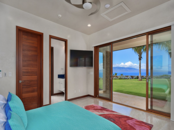 Luxury Lahaina Residence with Five Bedrooms and Pool Cottage