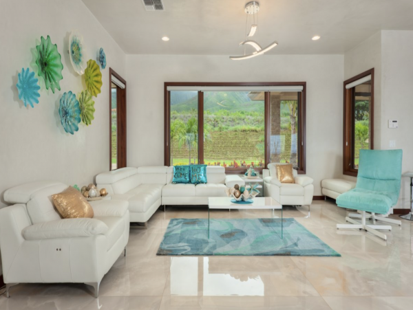 Luxury Lahaina Residence with Five Bedrooms and Pool Cottage