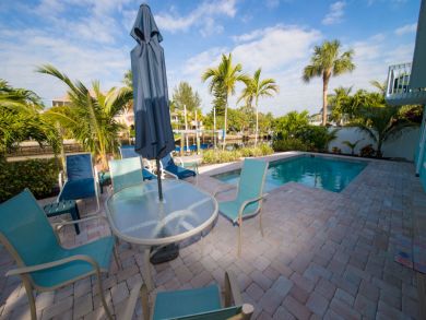 Five Bedroom Anna Maria Island Rental Pool Home Sleeps 10! Five Bedroom Anna Maria Island Rental Pool Home Sleeps 10!