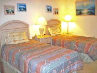 Bradenton Beach 2 Bedroom Vacation Condo Sleeps 6