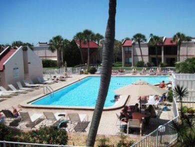 Bradenton Beach 2 Bedroom Vacation Condo Sleeps 6