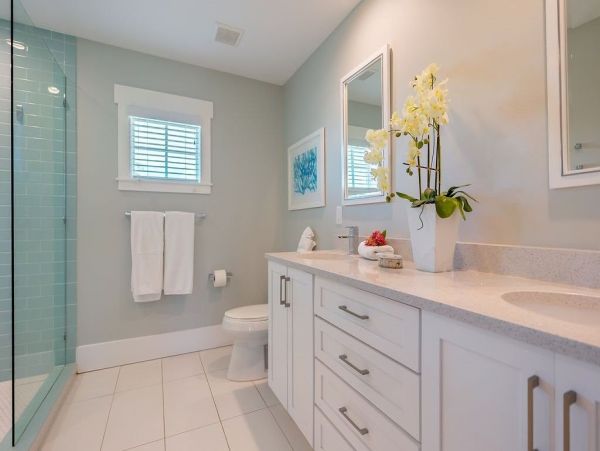 Luxury  Vacation Rental - Anna Maria Island Luxury Home with Pool & Rooftop Deck One Min Walk to the Beach