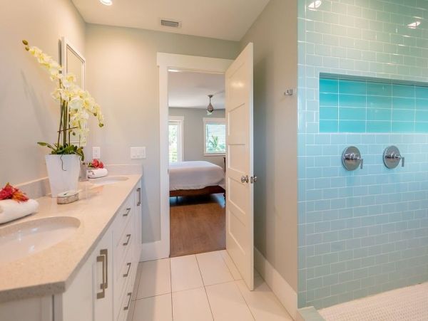 Luxury  Vacation Rental - Anna Maria Island Luxury Home with Pool & Rooftop Deck One Min Walk to the Beach