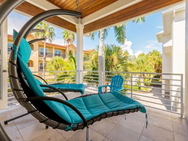 Luxury  Vacation Rental - Anna Maria Island Luxury Home with Pool & Rooftop Deck One Min Walk to the Beach
