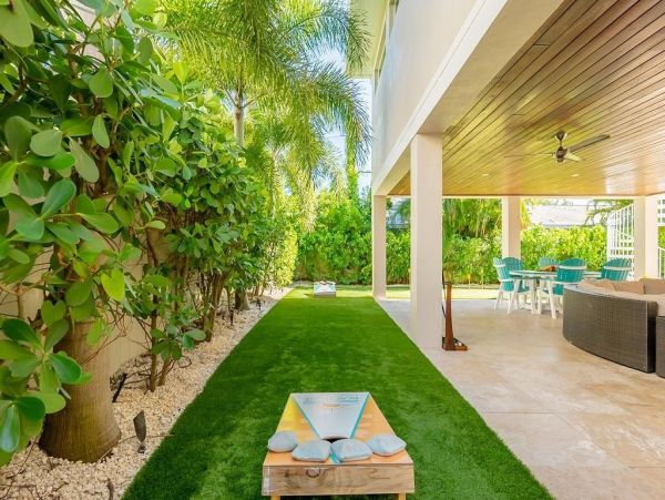 Luxury  Vacation Rental - Anna Maria Island Luxury Home with Pool & Rooftop Deck One Min Walk to the Beach