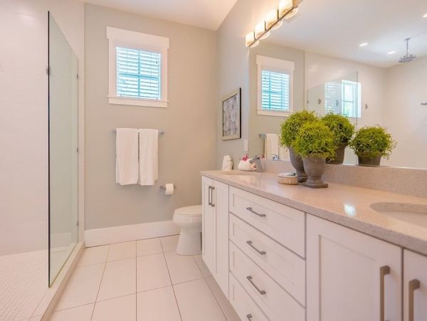 Luxury  Vacation Rental - Anna Maria Island Luxury Home with Pool & Rooftop Deck One Min Walk to the Beach