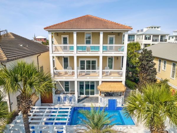 Nine Bedrooms  Sleeps 28 - Miramar Beach- Vacation Rental