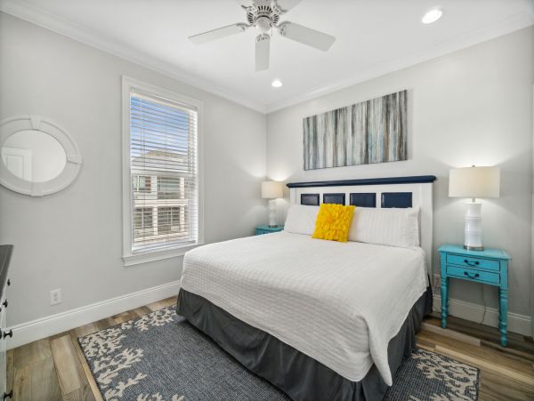 Nine Bedrooms  Sleeps 28 - Miramar Beach- Vacation Rental