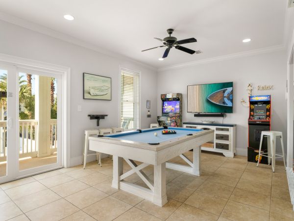 Nine Bedrooms  Sleeps 28 - Miramar Beach- Vacation Rental