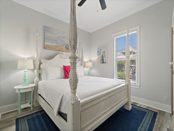 Nine Bedrooms  Sleeps 28 - Miramar Beach- Vacation Rental