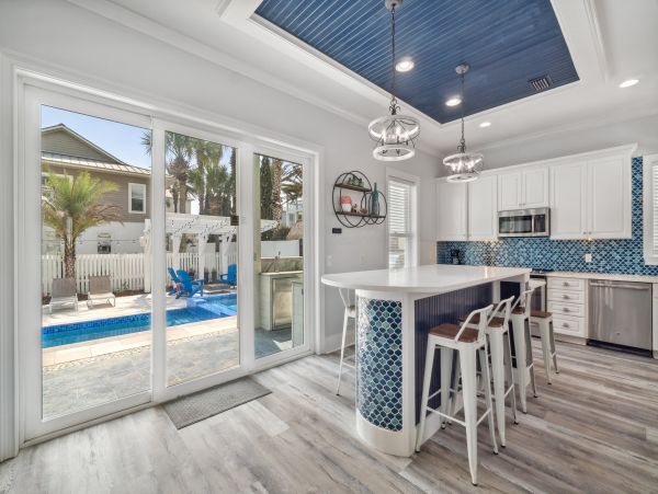 Nine Bedrooms  Sleeps 28 - Miramar Beach- Vacation Rental