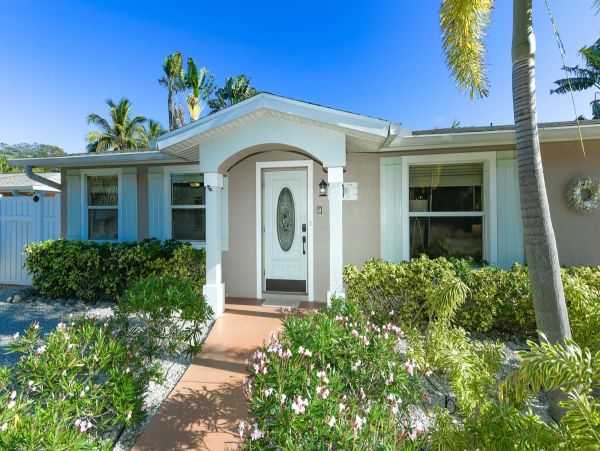 Anna Maria Island Three Bedroom Rental